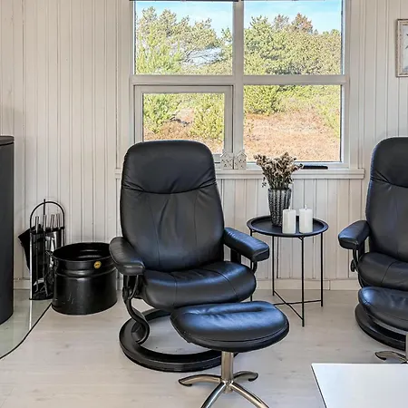 Beautiful In Henne With Sauna Holiday home *