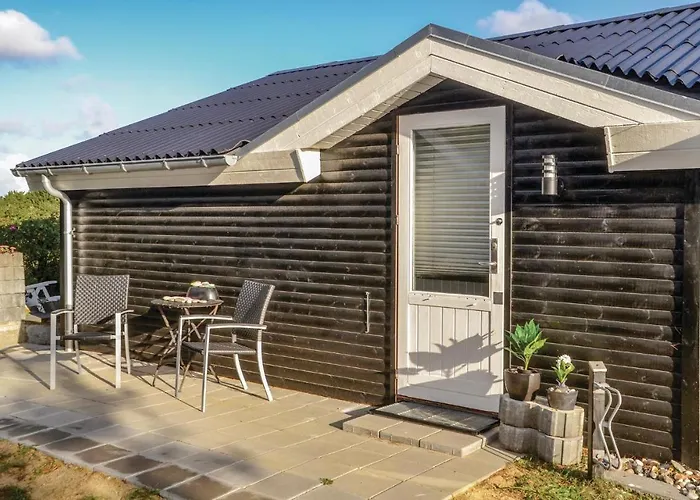 Ferienhaus Three-bedroom In Henne